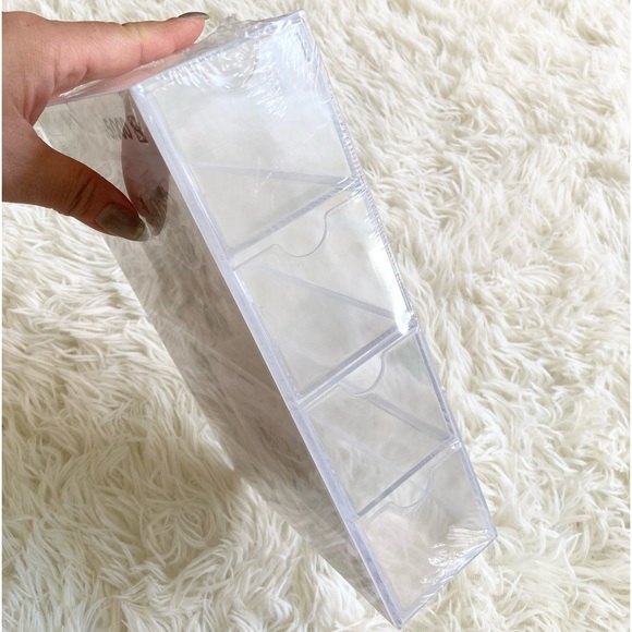 Clear Storage Case - Picture 3 of 10